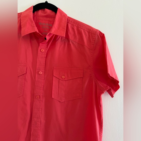 Guess Men's Vibrant Red Casual Button Down Shirt - Picture 3 of 4